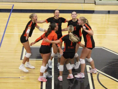 Mineral Ridge tops rival McDonald in marathon 5-setter